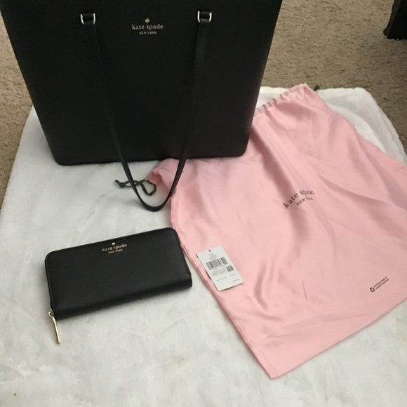 MY CLOSET! **Vogue Bell Trousers/Puma Shrt Set/Kate Spade/Vogue Bell Trousers - Picture 12 of 13